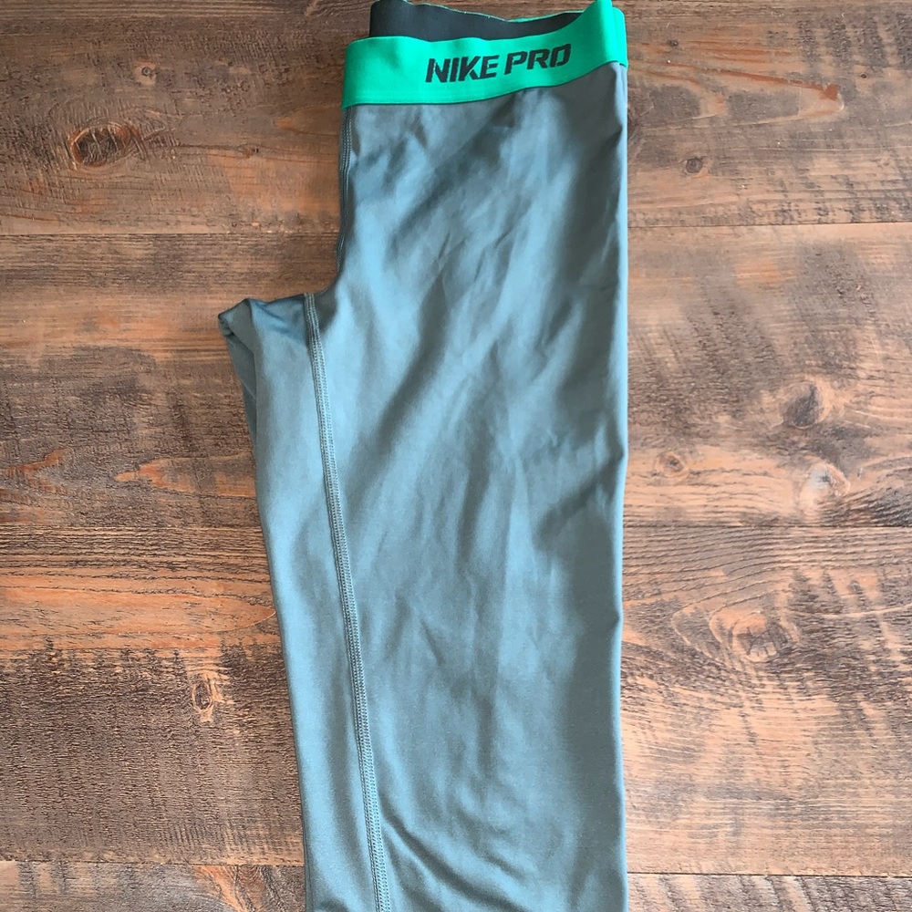 Nike Pro Cropped Leggings S